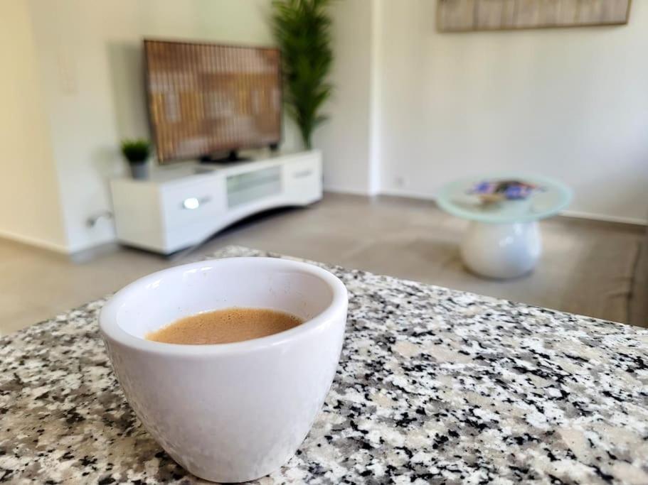 Apartment Palma - Central & Cozy With Free Private Parking Lugano Esterno foto